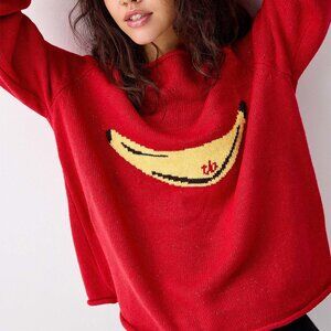 Things Between Banana boxy fit sweater pullover red